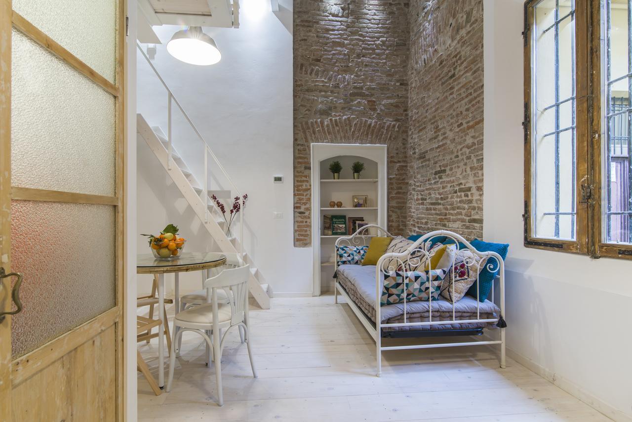 University Loft Apartment Bologna Bagian luar foto