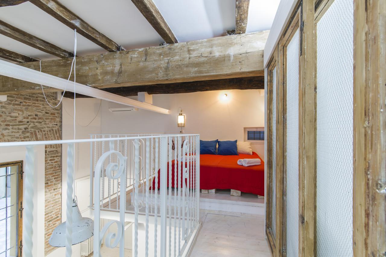University Loft Apartment Bologna Bagian luar foto