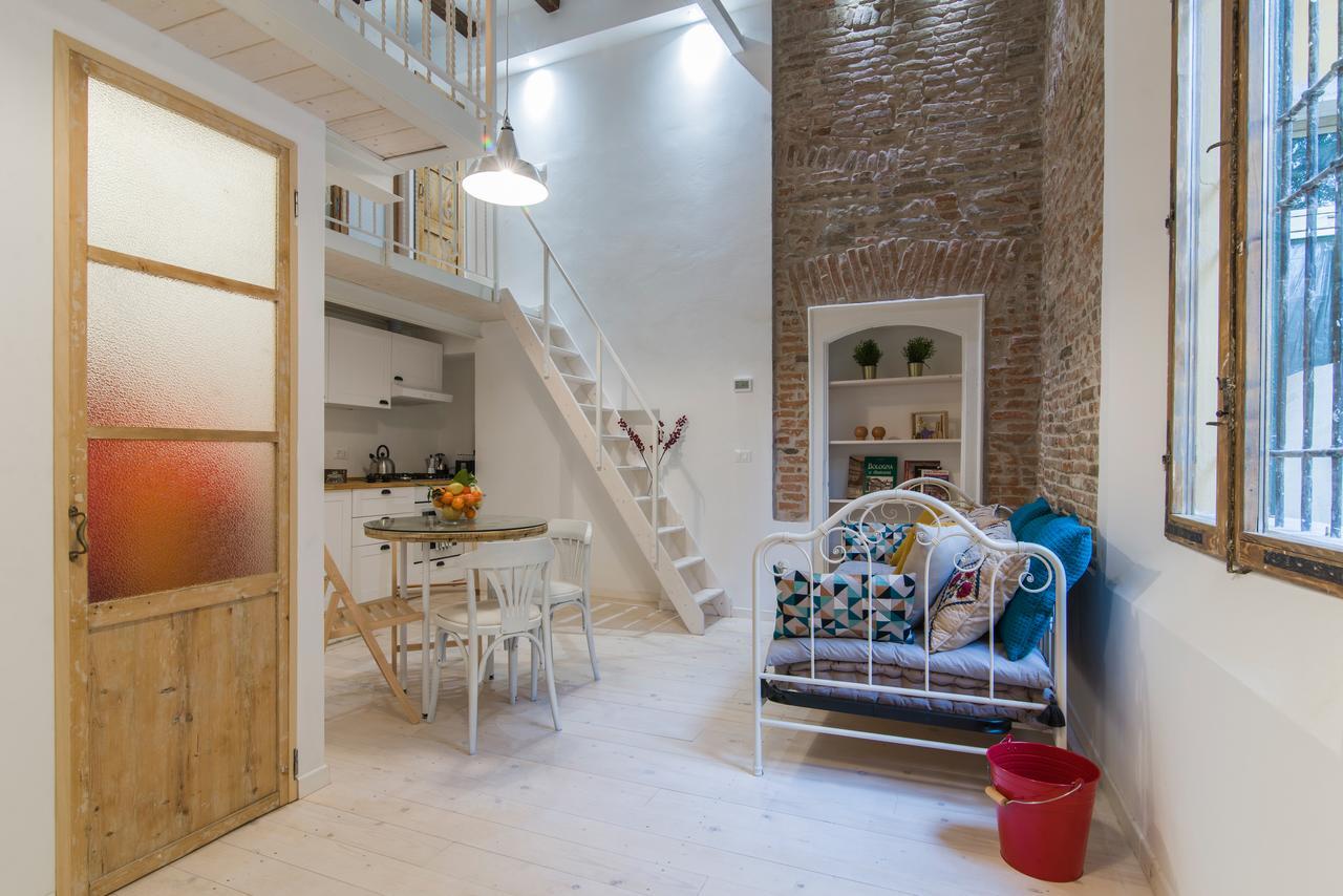 University Loft Apartment Bologna Bagian luar foto
