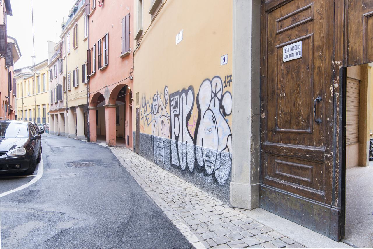 University Loft Apartment Bologna Bagian luar foto